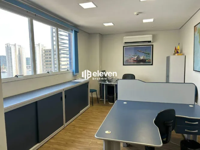 Sala Comercial à Venda na Ponta da Praia 31m² | Vista Livre para a Travessia Santos/Guaru