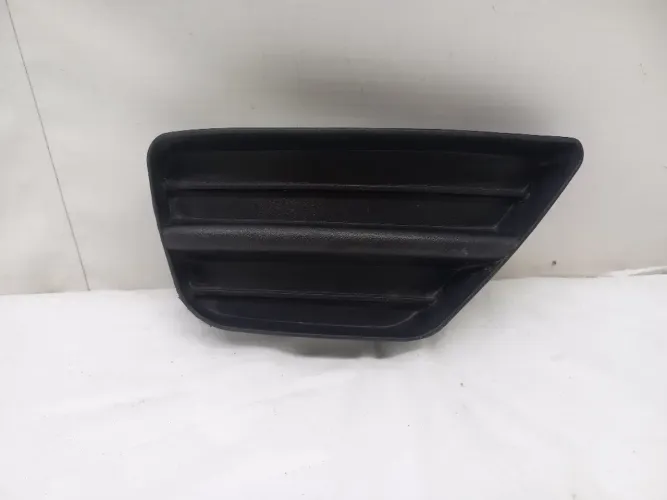 Moldura milha Ford Focus 02/08 LD