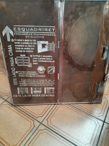 Esquadria de Alumínio Padronizada 3 divisoria