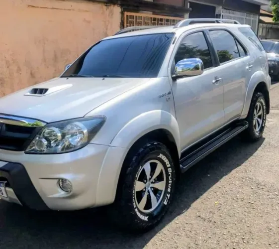 Toyota Hilux SW4 SRV D4-d 4X4 3.0 TDI Dies. AUT 2008