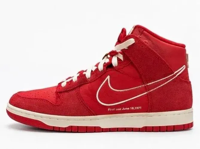 Nike Dunk High SE First Use Vermelho Original US 9.5 / BR 41