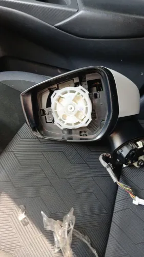 Retrovisor versa 2024 Advance 