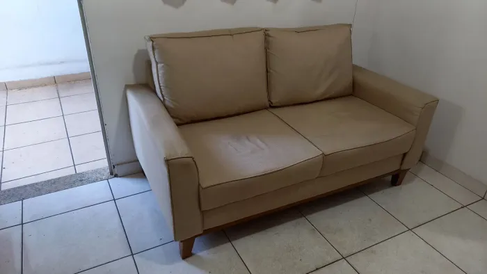 SOFÁ 2 LUGARES EM TECIDO