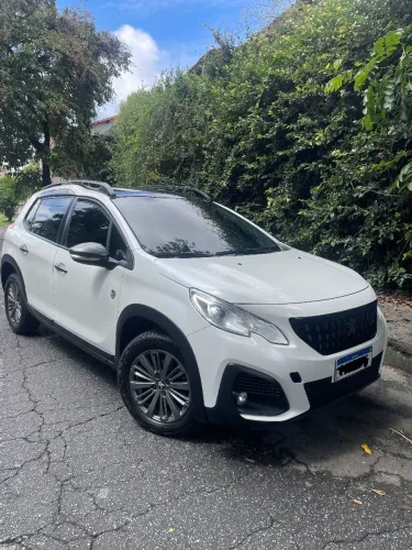 Peugeot 2008 Grife 1.6 Turbo Flex 16V 5P AUT 2022