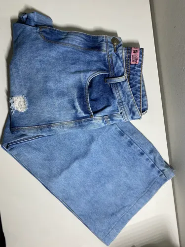 Calça jeans lavagem clara