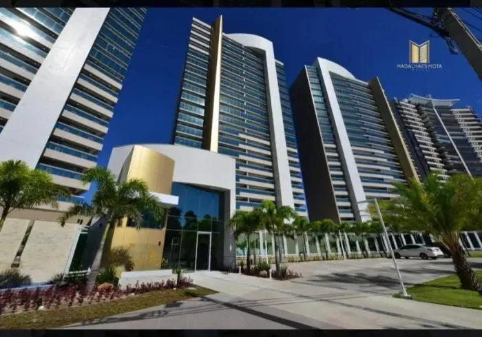 Apartamento com 3 dormitórios à venda, 165 m² por R$ 2.100.000,00 - Guararapes - Fortaleza