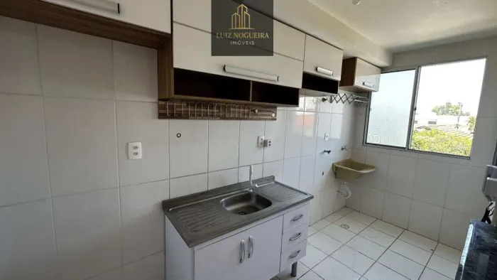 Apartamento à venda, no Parque Pedra Bonita em Pindamonhangaba, Crispim, com 2 quartos, 45