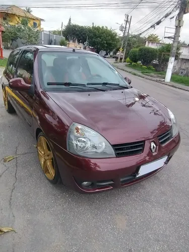 Renault Clio Hi-flex 1.0 16V 3P 2012