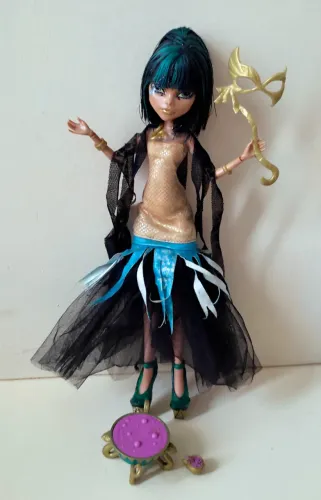 Boneca Cleo De Nile Monster High Ghouls Rule