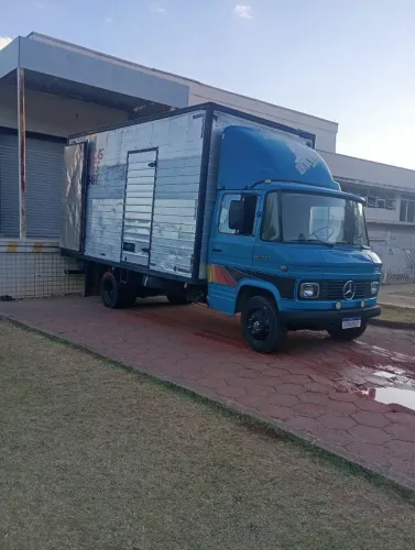 MB 608 baú 