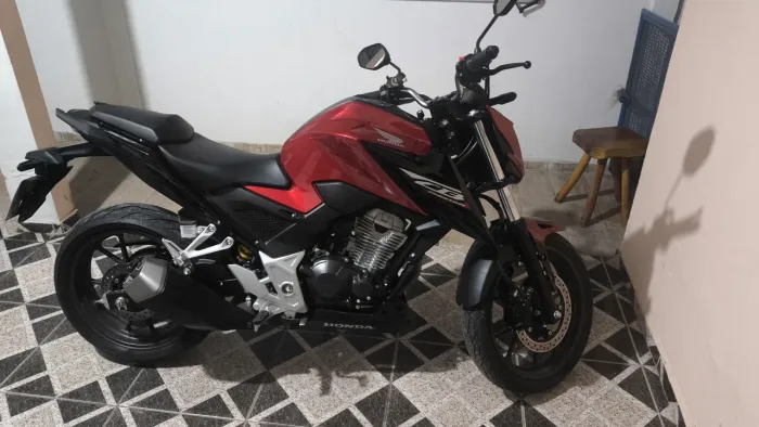 Twister 300f 2025