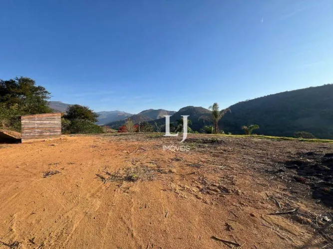 Terreno rural à venda em Secretário, com 23023 m² por R$ 1.200.000 - Petrópolis/RJ