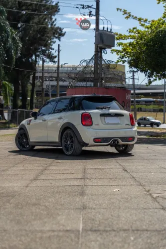 Mini Cooper S 2.0 Turbo 16V 5P Aut. 2016