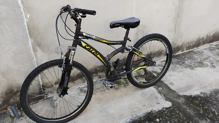 Caloi Max front