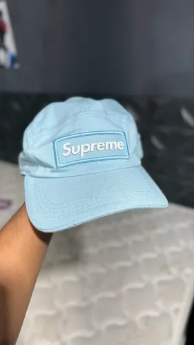 Boné supreme