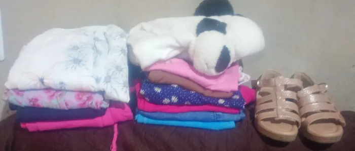 Lote de roupa menina tamanho 6