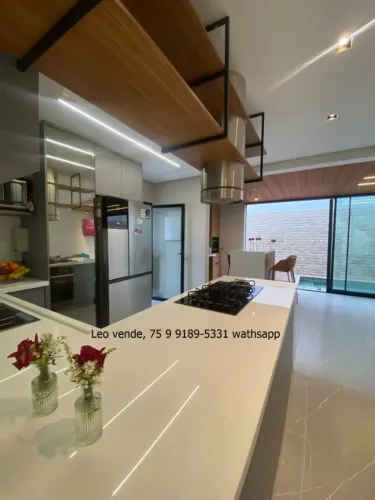 Leo vende, Amarilis, bairro Papagaio, 4\4 c 3 suítes, closet, piscina, goumert