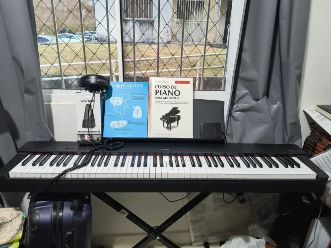 Piano Digital Yamaha P225