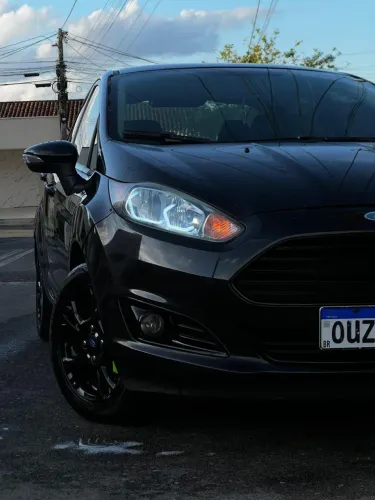 Ford Fiesta Sedan SE 1.6 16V Flex 4P 2014