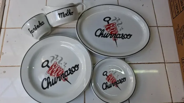 Jogo de Porcelana Schmidt Para Churrasco 60 peças