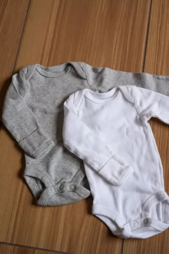 Kit body prematuro Carter's