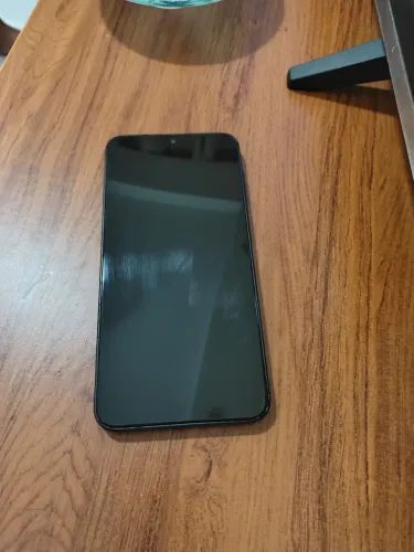 SAMSUNG A16 128GB C/ CAPA E CARREGADOR ORIGINAL.