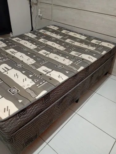 Cama box casal
