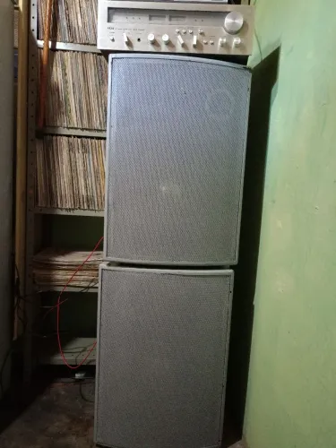 Receiver AKAI