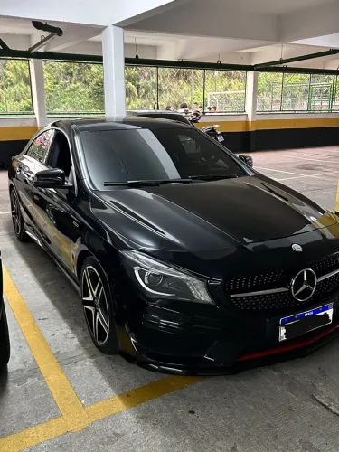 Mercedes-Benz CLA-250 Sport 4matic 2.0 16V 211cv Aut. 2015