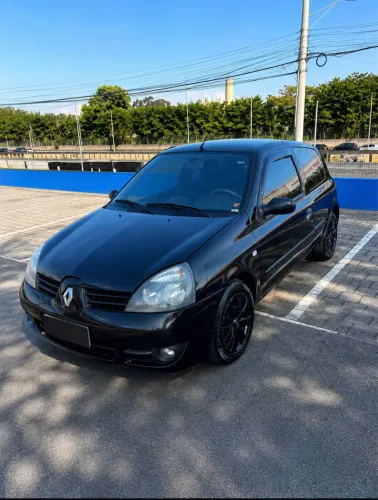 Renault Clio Hi-flex 1.0 16V 3P 2011