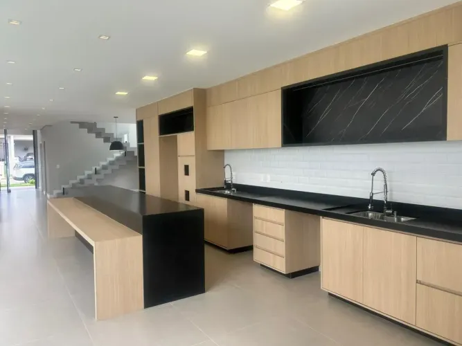 CASA A VENDA NO CONDOMINIO ARBORAIS, CAMPINAS/SP.