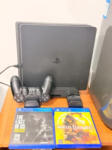 Ps4 slim