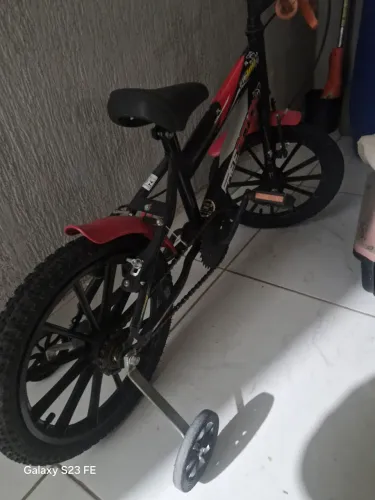 Bicicleta infantil usada