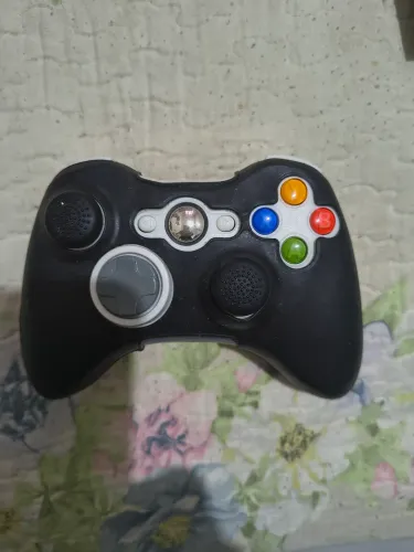 Joistyck 360 genérico funciona em todos os jogos 360 Pc e Xbox 360