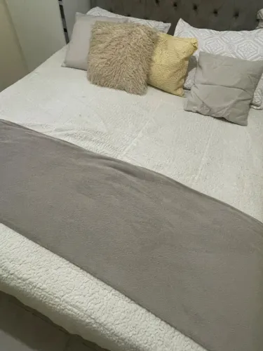 Cama queen + cabeceira 