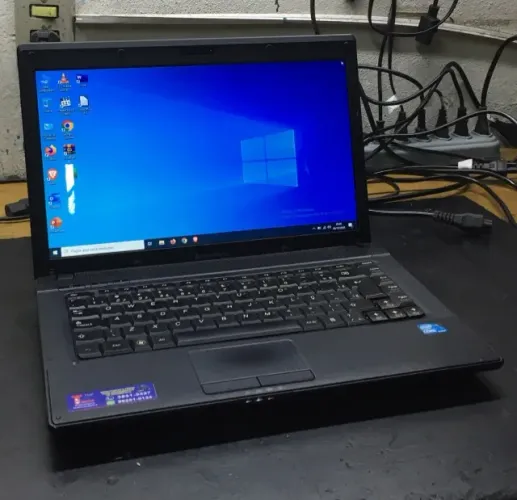 Notebook Lenovo G460 i3 M370 2.40GHZ SSD 120 GB - 4GB Memória