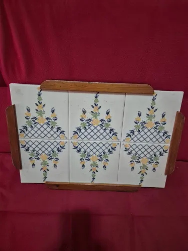 Bandeja. Antiga azulejo