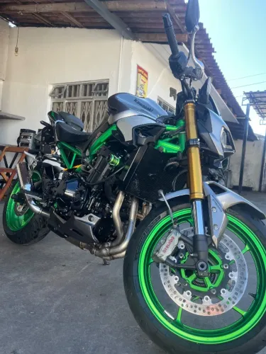 KAWASAKI Z900 R EDITION 