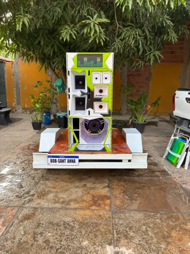 Bob completa