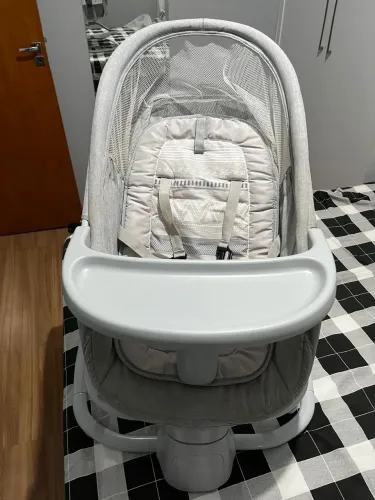 Cadeira de balanço automática 