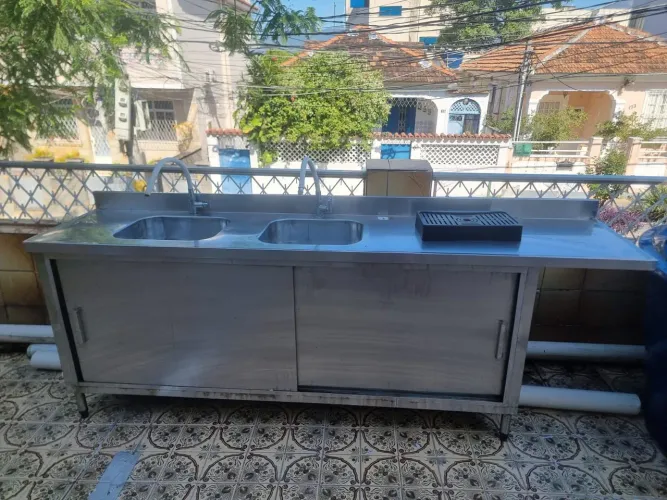 BALCÃO DUPLA PIA INOX