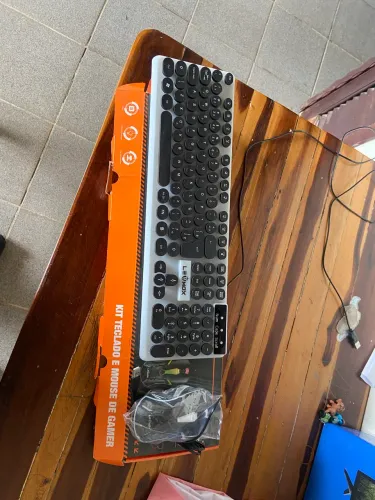 Kit mouse e teclado gamer rgb