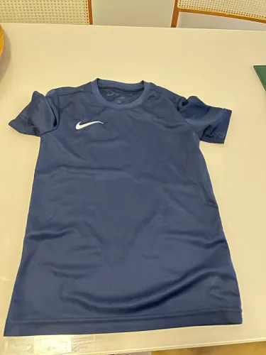 Blusa Nike original dryfit P infantil