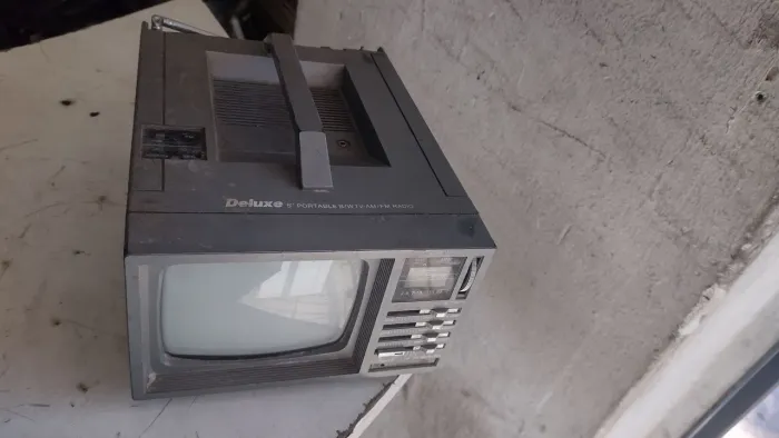 Tv de 8"
