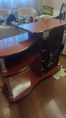 Rack mogno ótimo