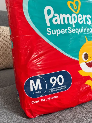 Fralda Pampers Supersequinha M - 90 unidades - Lacrada