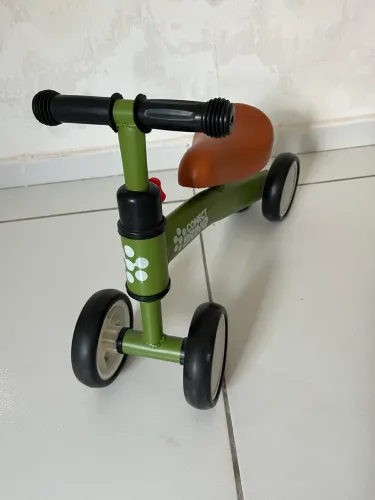 Bicicleta de equilíbrio infantil