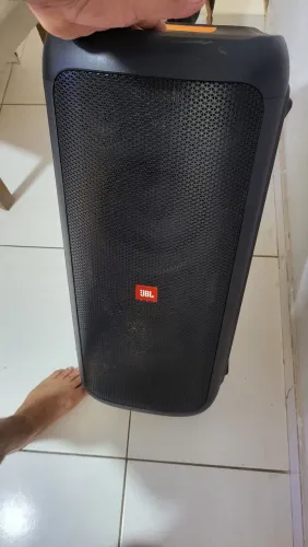 Jbl 300 com capa troco em iPhone 13