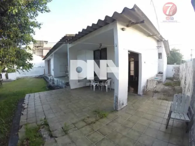 Casa de rua : / Residencial / Estados