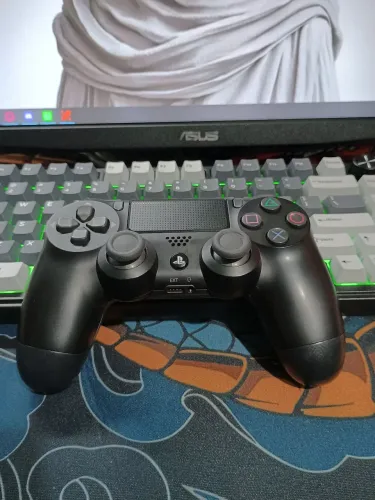 Controle PS4 Dualshock Modelo novo ORIGINAL ESTADO DE ZERO
